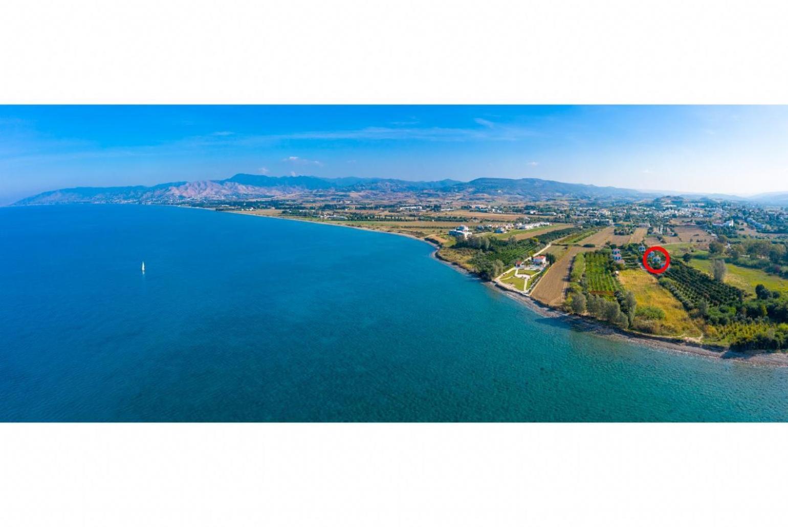 Sun Beach Villa Tria Polis Exterior photo