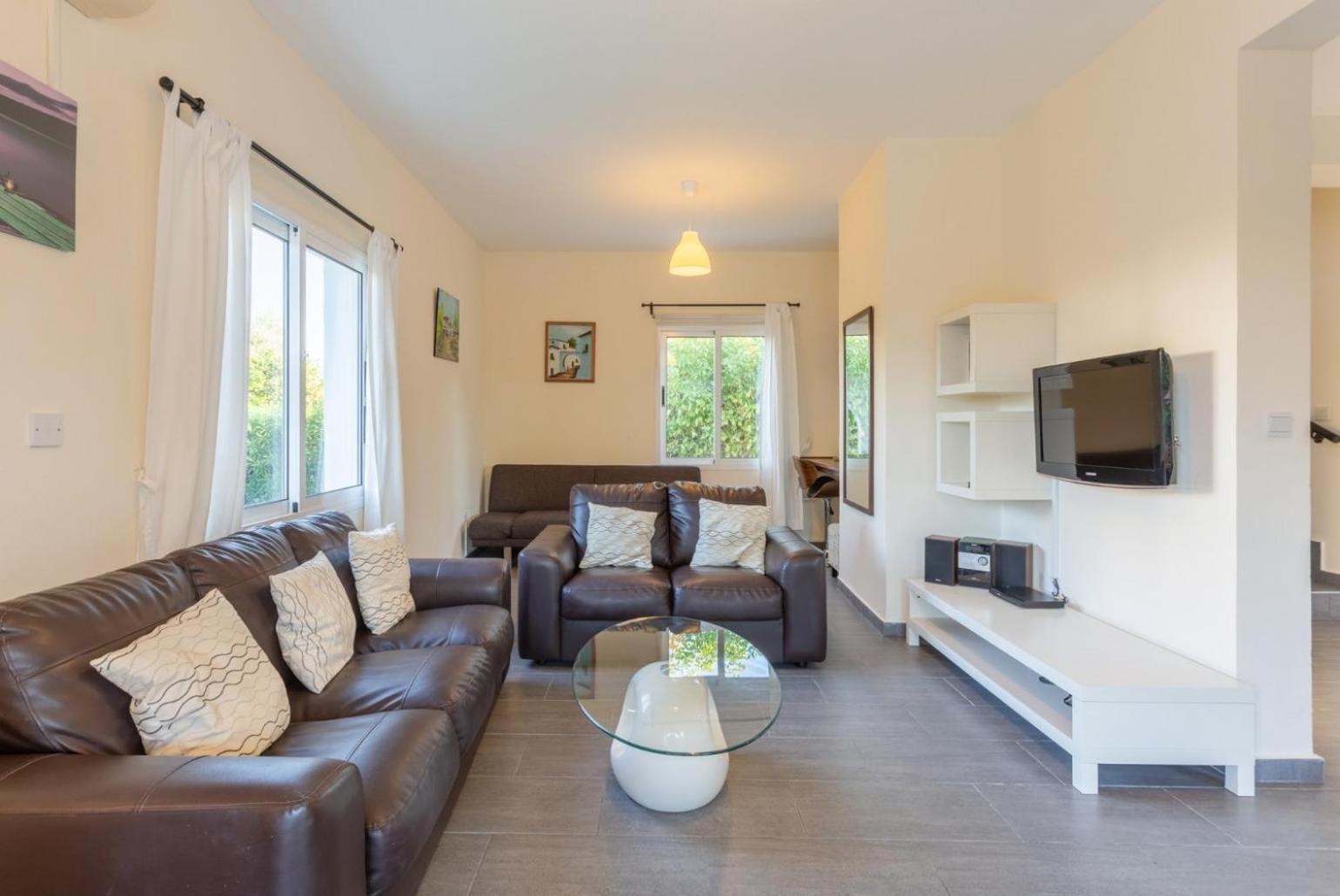 Sun Beach Villa Tria Polis Exterior photo