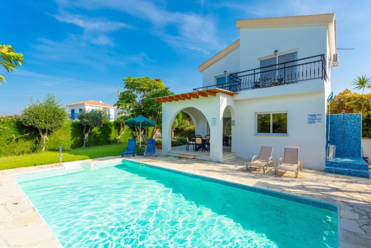 Sun Beach Villa Tria Polis Exterior photo